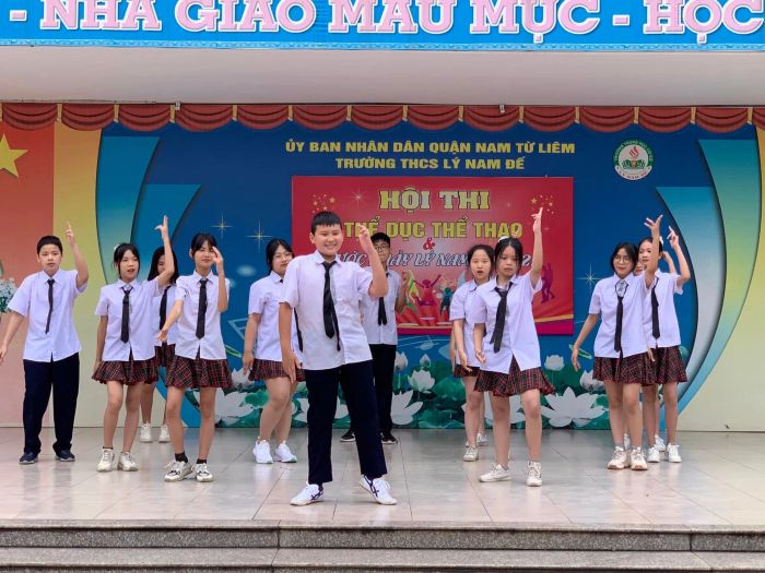 Hình ảnh các hoạt động giáo dục sôi nổi tại THCS Lý Nam Đế