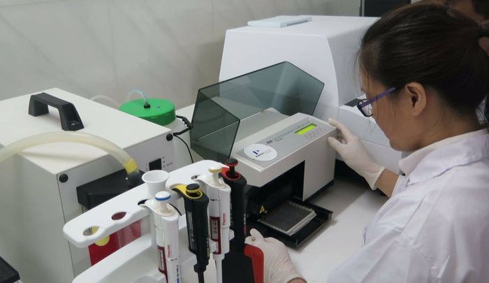 Hình ảnh phòng lab hiện đại tại Chemedic