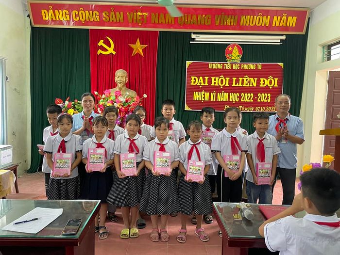 Hình ảnh hoạt động ngoại khóa tại Trường Tiểu học Phương Tú
