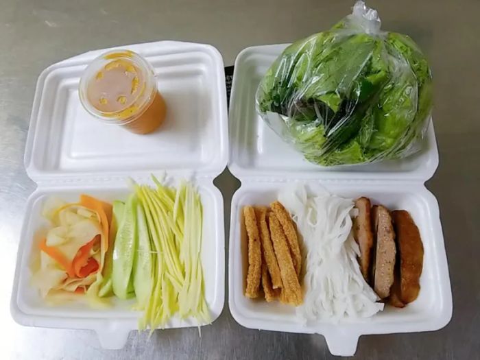 Nem Nướng Ý Thiên - Địa Điểm Lý Tưởng Cho Tín Đồ Nem Nướng