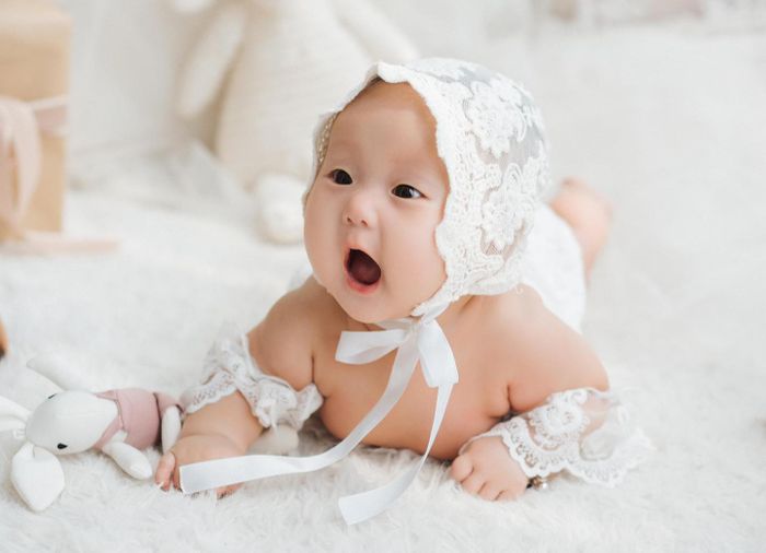Tú Juli Baby House – Hình ảnh bé yêu dễ thương trong từng góc máy – Ảnh số 1
