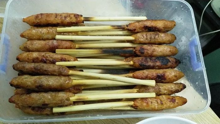 Nem Nướng Tường Kiên - Hương Vị Đặc Trưng Của Hà Thành