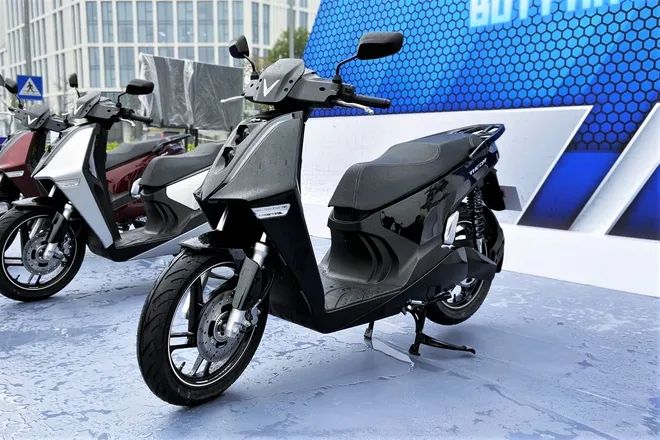 Không gian trưng bày xe điện Vinfast hiện đại