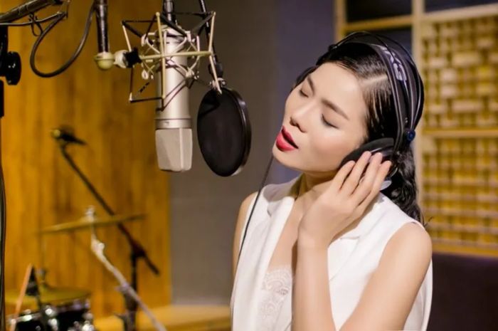 Không gian thu âm chuyên nghiệp tại VietMusic Studio - Ảnh 1