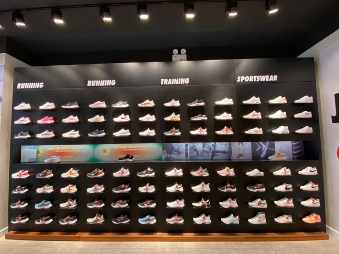 Sản phẩm bán chạy tại Nike