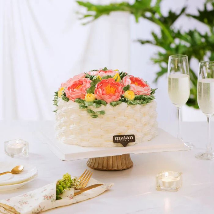 Maian Bakers ảnh 1 - Hình ảnh đầu tiên giới thiệu không gian thưởng trà sang trọng cùng những tác phẩm bánh nghệ thuật.