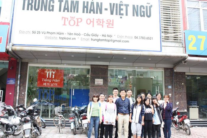 Trung tâm tiếng Hàn TOP - 어학원 - Không gian học tập chuẩn Hàn qua từng góc ảnh