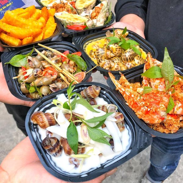 Không gian ấm cúng và món ngon tại Ốc Đỉnh
