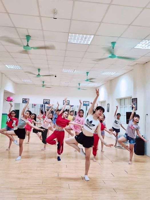 Họa Mi Hà Nội - Nơi những nụ cười nghệ thuật tỏa sáng