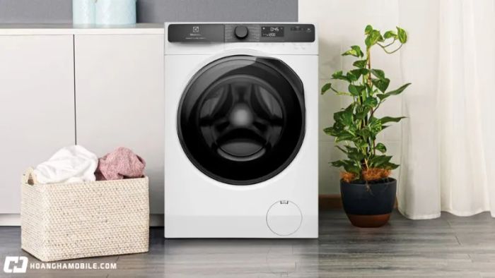 so-sanh-may-giat-electrolux-8kg-10kg-voi-lg-samsung