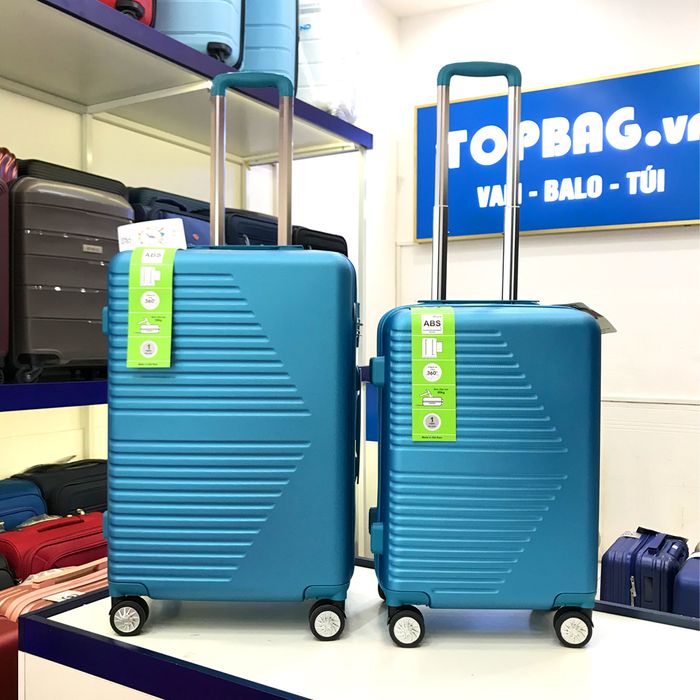 Không gian trưng bày sản phẩm tại TOPBAG.VN