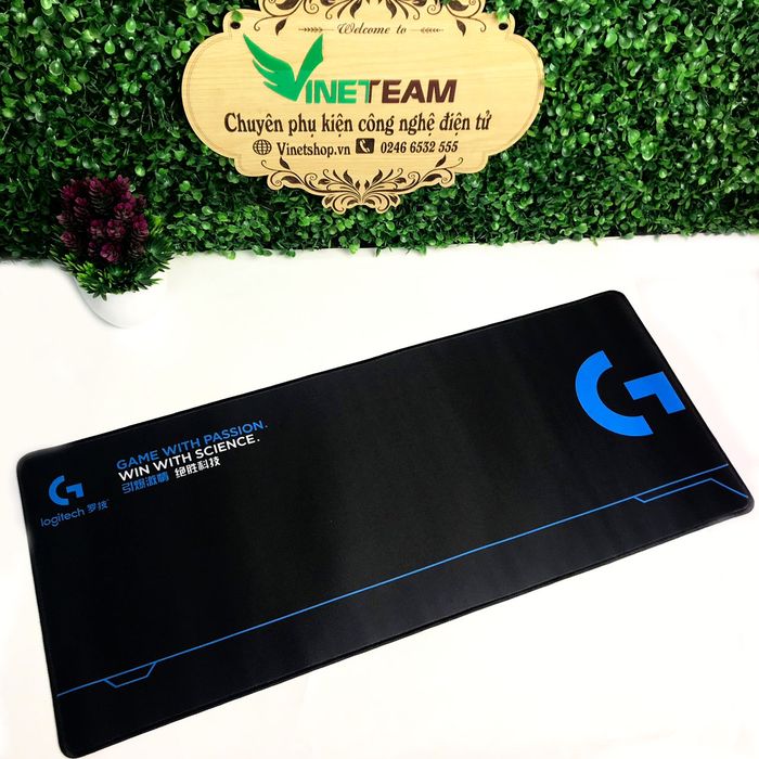 Góc trưng bày sản phẩm nổi bật tại Vinet Shop