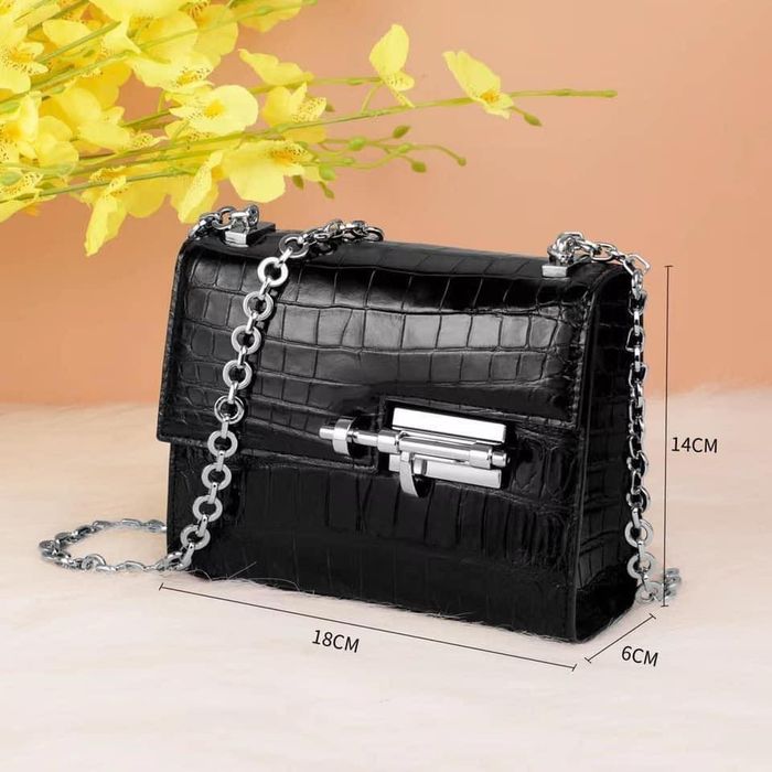 Ladoux - BST đồ da thủ công đẳng cấp (ảnh 3)