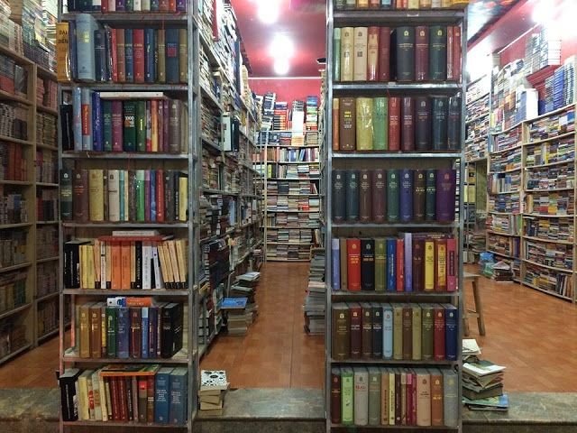 Không gian giao thoa giữa cổ điển và hiện đại tại Sách Xưa & Nay