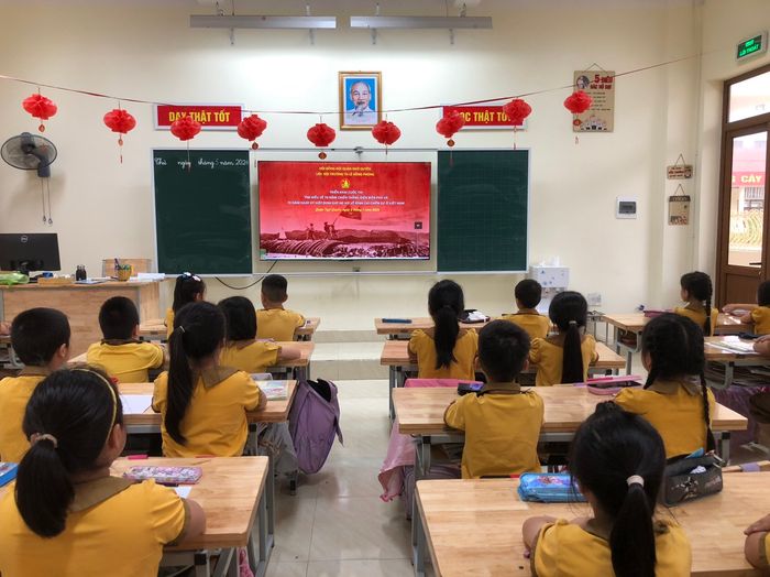 Ảnh 1: Góc nhìn đầy nghệ thuật về Trường Tiểu học Lê Hồng Phong