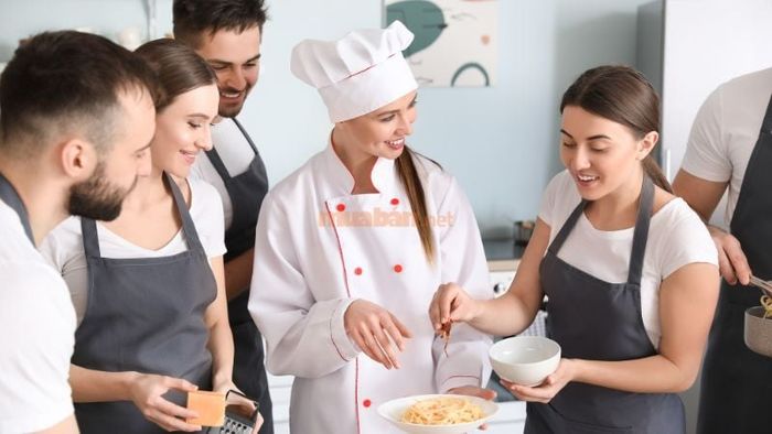 Ứng viên cần trang bị kiến thức chuyên ngành dù không bắt buộc có kinh nghiệm