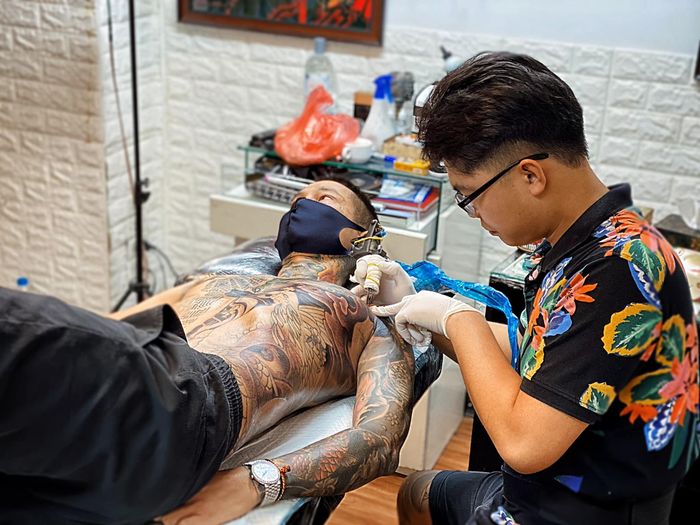 Phùng Quang Minh - Nghệ sĩ xăm hình với tác phẩm ấn tượng trong ảnh 3