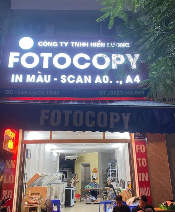 Không gian làm việc hiện đại và chuyên nghiệp tại Photocopy Hiển Lương