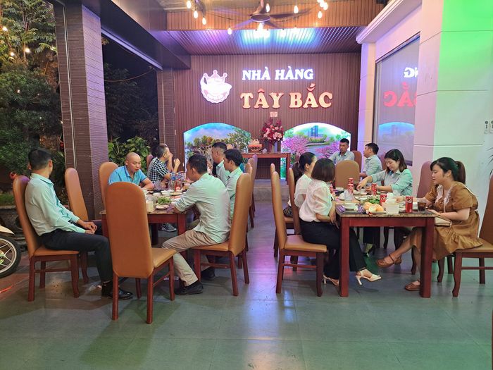 Nhà Hàng Tây Bắc An Dương - Hải Phòng