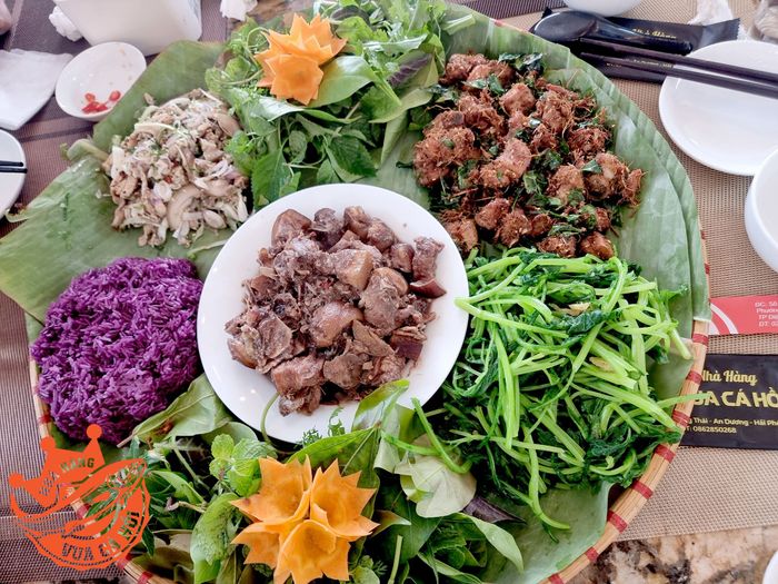 Món lợn đủ kiểu hấp dẫn tại nhà hàng