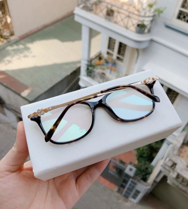 Bộ sưu tập đa dạng tại Hari Shop