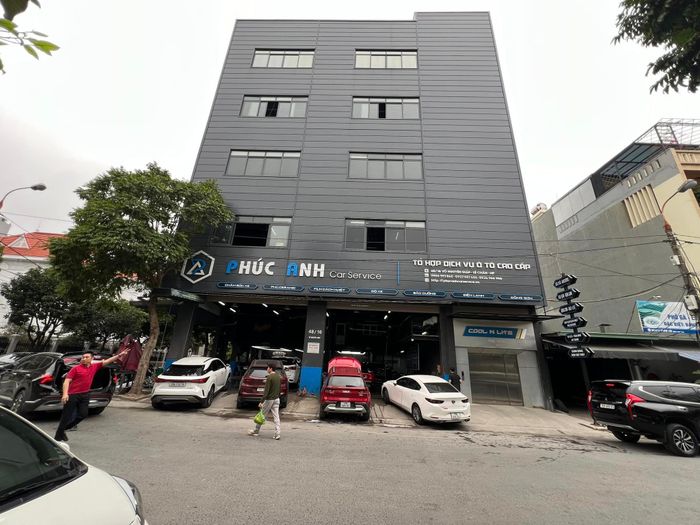 Phúc Anh Car Service - Không gian chăm sóc xe hiện đại đạt chuẩn quốc tế