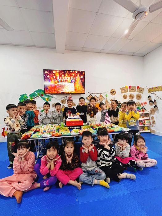 Hoạt động vui chơi ngoài trời tại Trường Mầm non Sao Mai