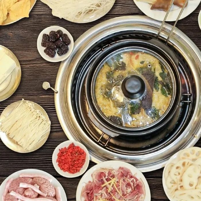 Những món dê đặc biệt và không gian sang trọng tại Lẩu Dê Nhất Ly