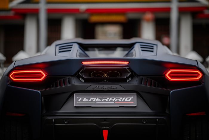 Tệp hình Lamborghini Temerario 8.jpg