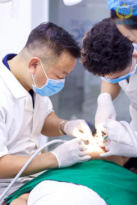 Hệ thống máy móc hiện đại tại Nha Khoa Việt Đức