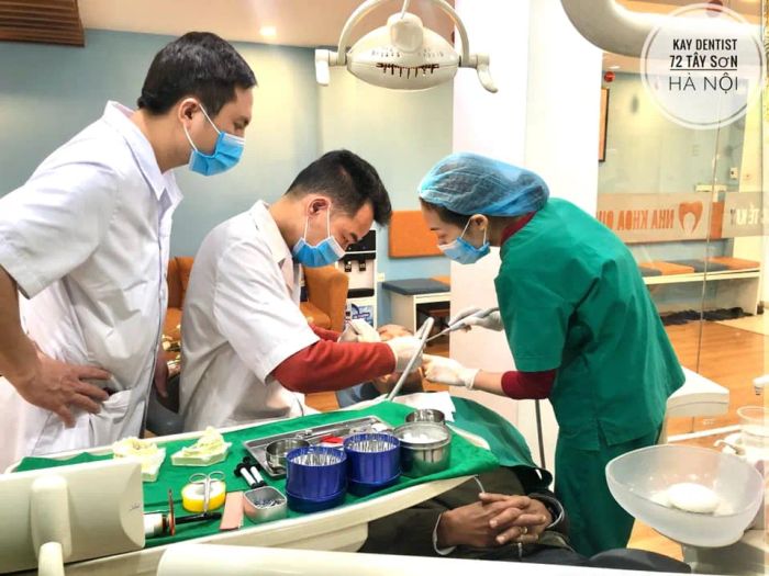 Hệ thống máy móc hiện đại tại Nha Khoa Quốc Tế Kay