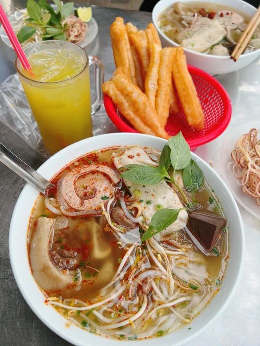 Bún Bò Huế O Uông ảnh 2