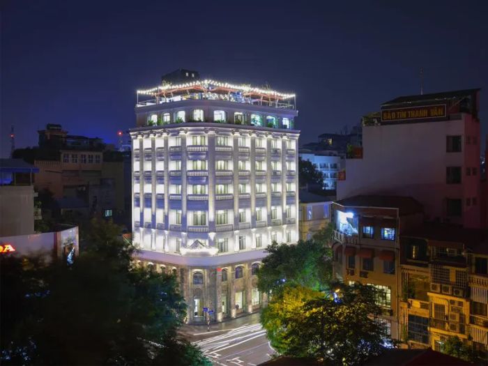 Không gian sang trọng tại Halais Hotel