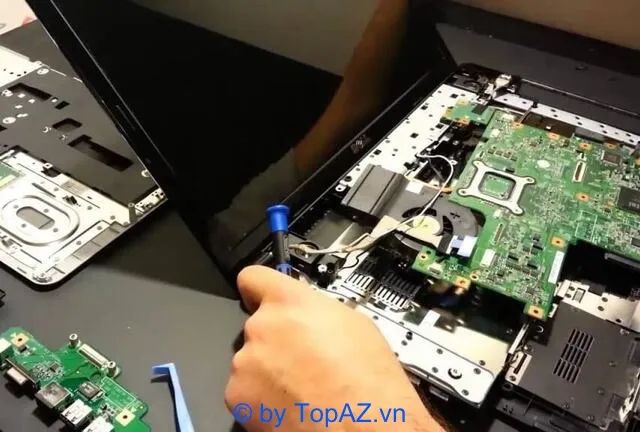 N.T.T Computer áp dụng quy trình sửa chữa minh bạch, cho phép khách hàng theo dõi toàn bộ tiến trình một cách rõ ràng và chi tiết.