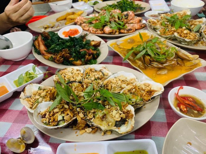 Hải Sản Mạnh Râu ảnh 1