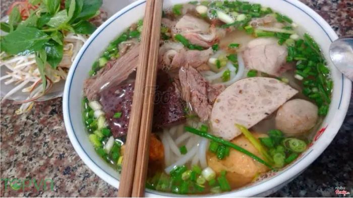 Bún bò Huế O Huyền ảnh 3