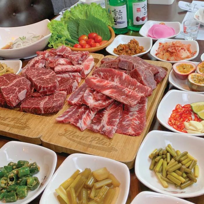 Không gian ấn tượng tại Meat Plus
