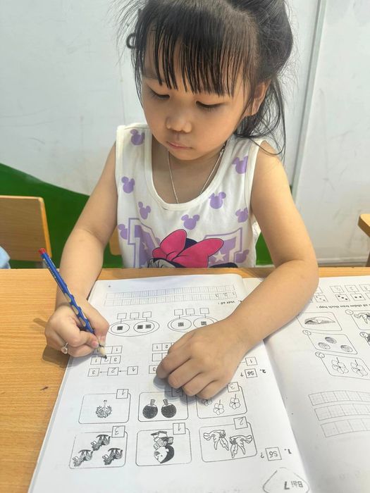 Hình ảnh sinh hoạt lớp học tại cơ sở cô Minh Anh Thư