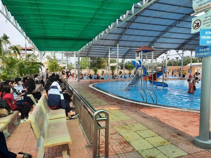 Trung tâm bơi lặn Biển Đông ảnh 1
