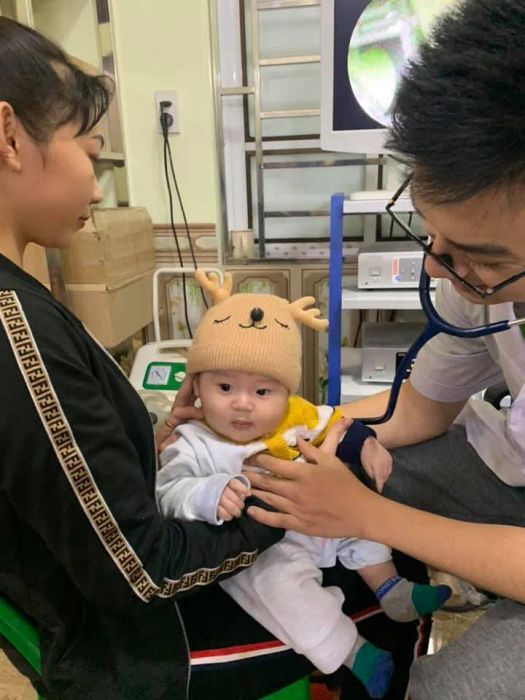 Hình ảnh 2 - Phòng Khám Nhi BsHai: Đội ngũ bác sĩ tận tâm bên các bé