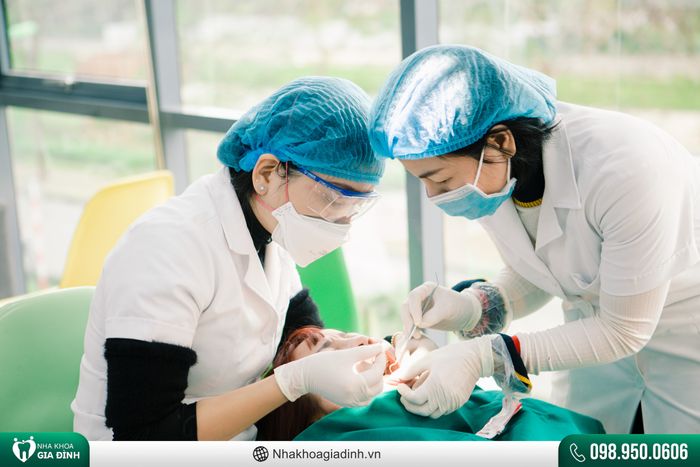 Hình ảnh cận cảnh tại Nha Khoa Gia Đình - Góc nhìn 2