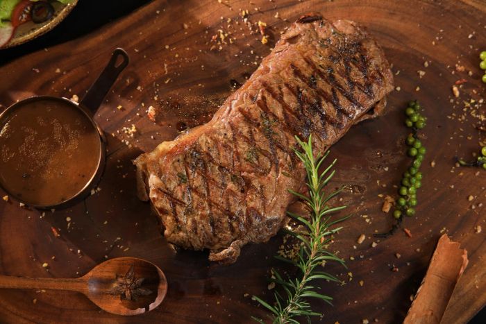 Không gian sang trọng và những phần bít tết đẳng cấp tại Bonne Vie Steak House