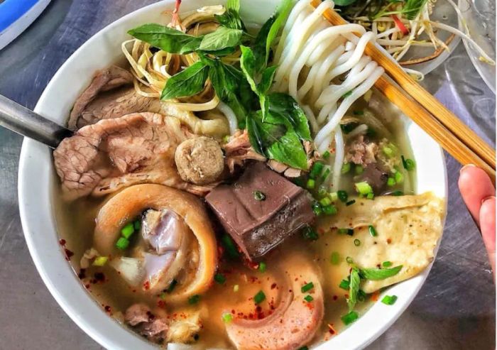 Bún Bò Huế O Uông ảnh 3