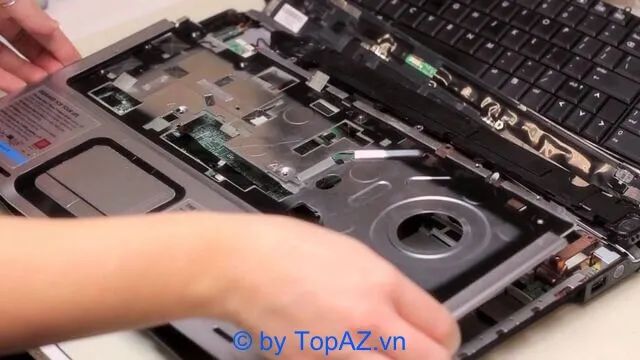 Chuyên Viên IT là đối tác cung cấp dịch vụ sửa chữa máy tính và laptop cho nhiều công ty uy tín tại quận 6