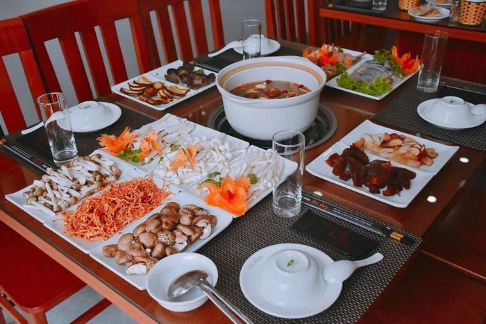 Lẩu Nấm Rừng hình ảnh 1