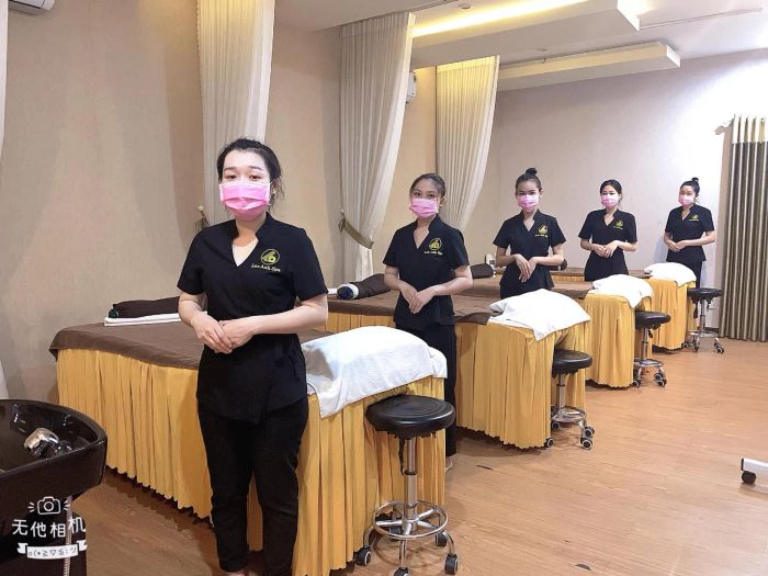 Hình ảnh đầu tiên về Lan Anh Spa - Không gian sang trọng với phòng trị liệu hiện đại, nơi mỗi chi tiết đều được đầu tư chỉn chu cho trải nghiệm làm đẹp hoàn hảo