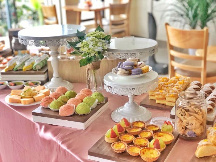 Không gian ấm cúng tại Tiệm Bánh Hải Trà