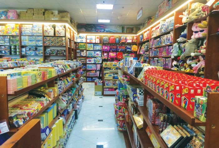 Không gian mua sắm hiện đại tại ADCBook
