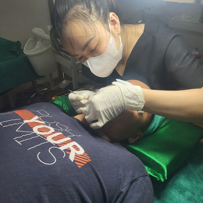 Khánh An Spa - Khoảnh khắc 3: Không gian thư giãn tinh tế với thiết kế đương đại, nơi mỗi chi tiết đều mang đến cảm giác thảnh thơi tuyệt đối.