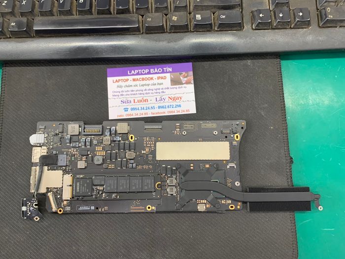 Hình ảnh không gian làm việc chuyên nghiệp tại Laptop Bảo Tín